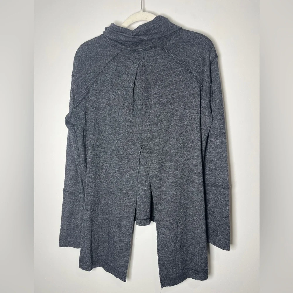 Free People - We The Free Gray Sweater Open Back Turtle Neck Sz M